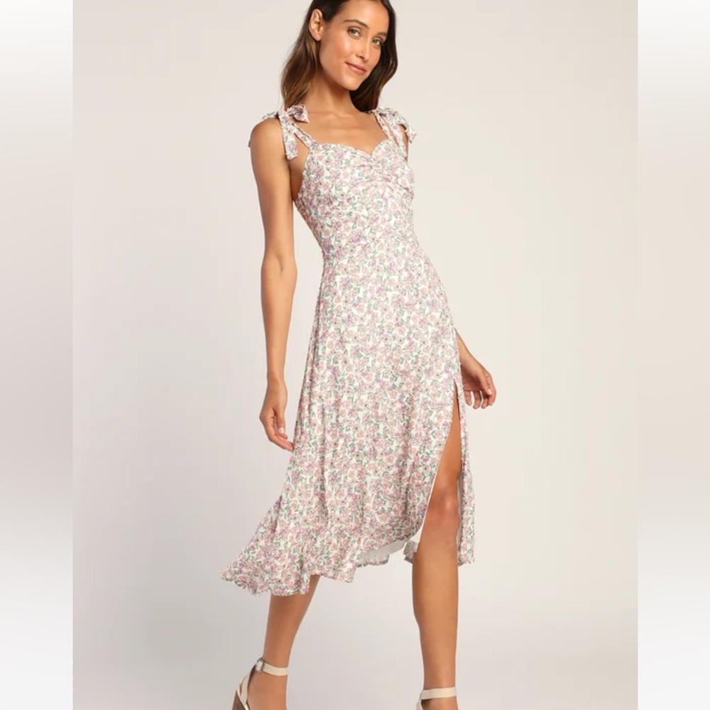 Lulu's Floral Midi Dress in Pink and White